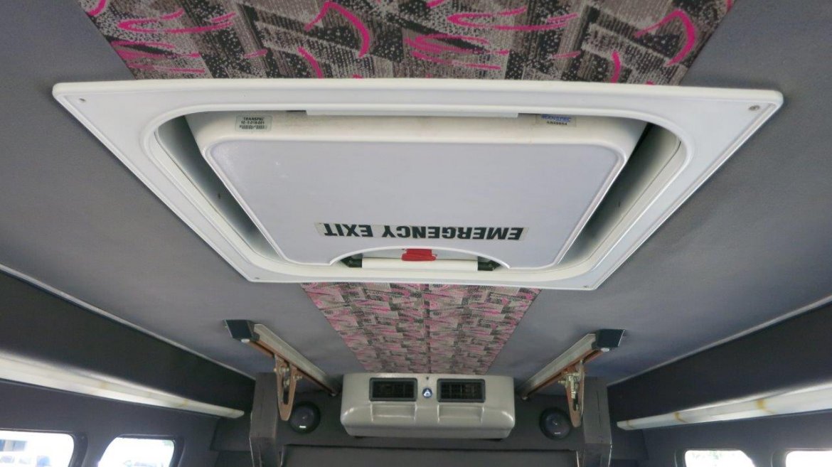 Photo of Shuttle Bus for sale: 2006 International PC015 by International