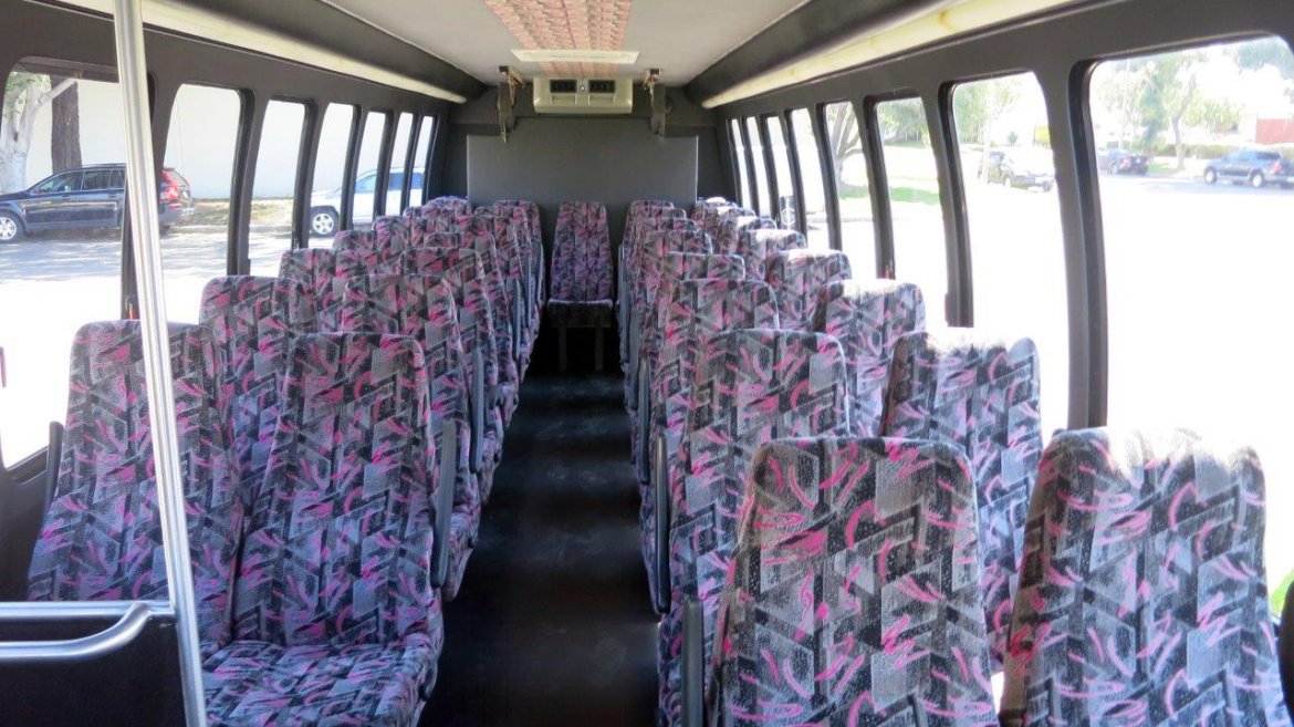 Photo of Shuttle Bus for sale: 2006 International PC015 by International