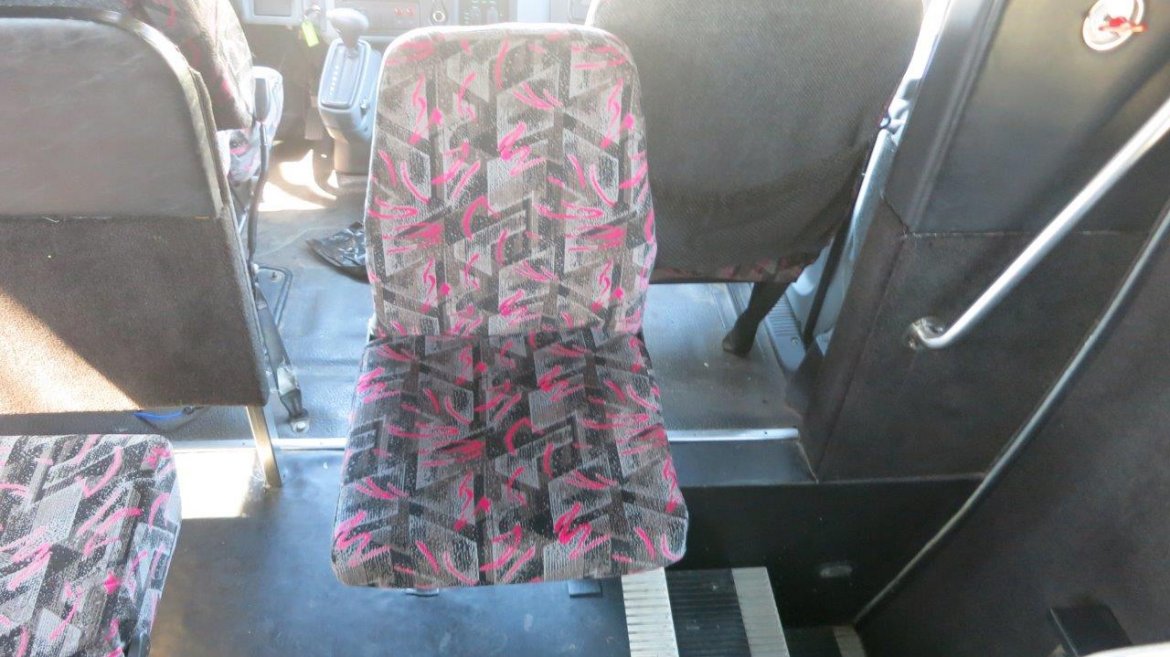 Photo of Shuttle Bus for sale: 2006 International PC015 by International