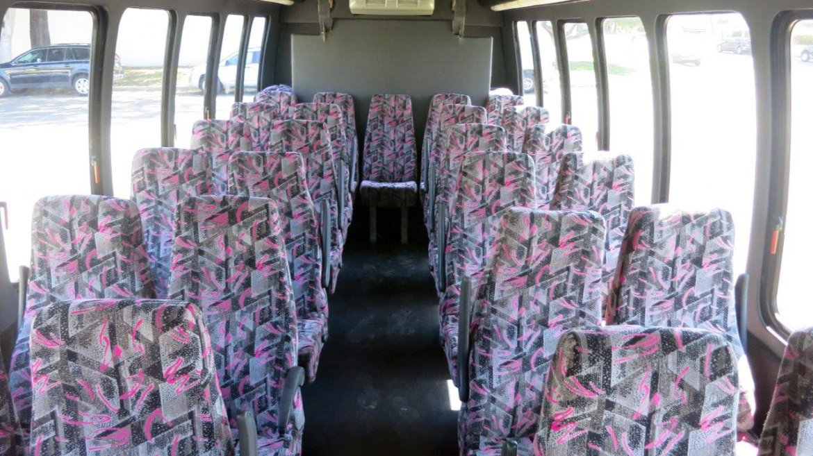 Photo of Shuttle Bus for sale: 2006 International PC015 by International