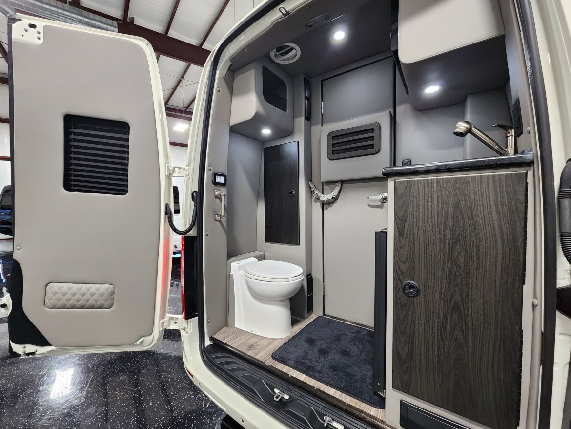 Sprinter for Sale in Houston, TX - Photo 6