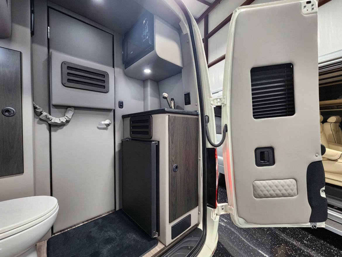 Sprinter for Sale in Houston, TX - Photo 7