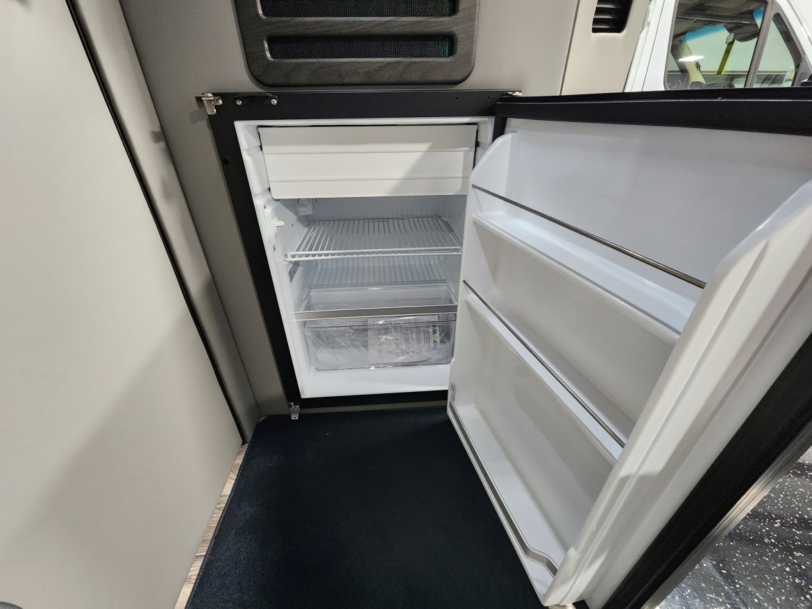 Sprinter for Sale in Houston, TX - Photo 11