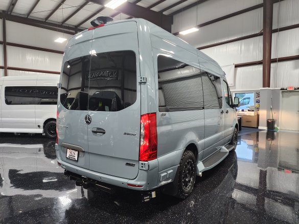 2023 Mercedes-Benz Luxe D4 144 Sprinter for Sale in Houston, TX - Photo 3