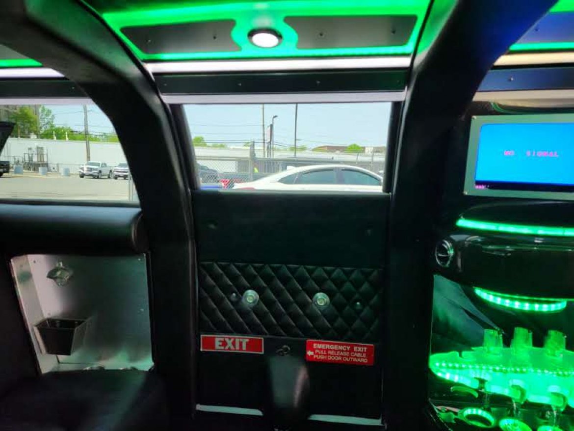 Limousine for Sale in Fall River, MA - Photo 15