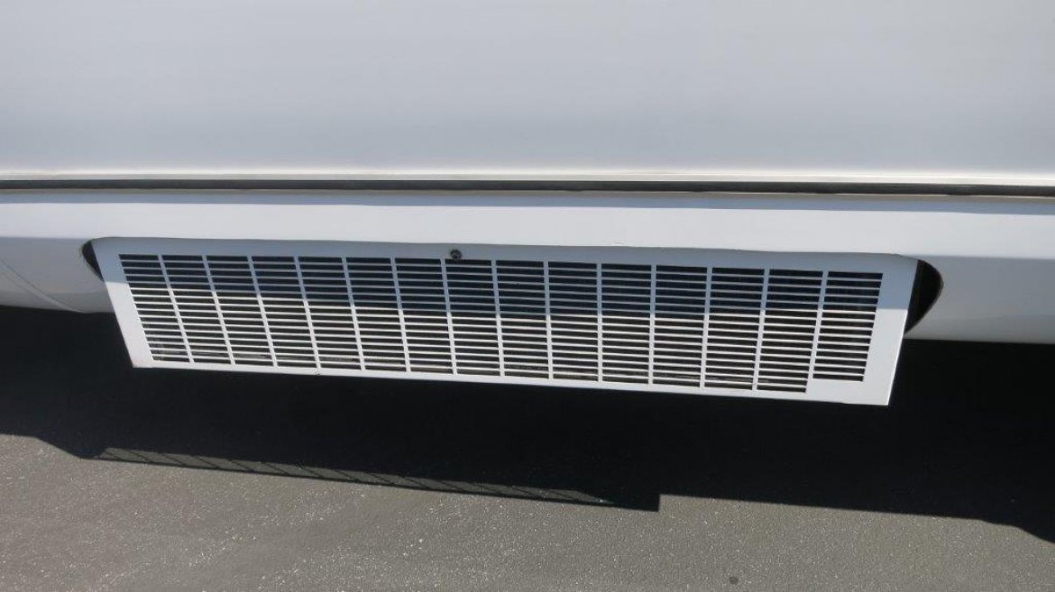 Photo of Limo Bus for sale: 2005 Ford E-450 by El Dorado