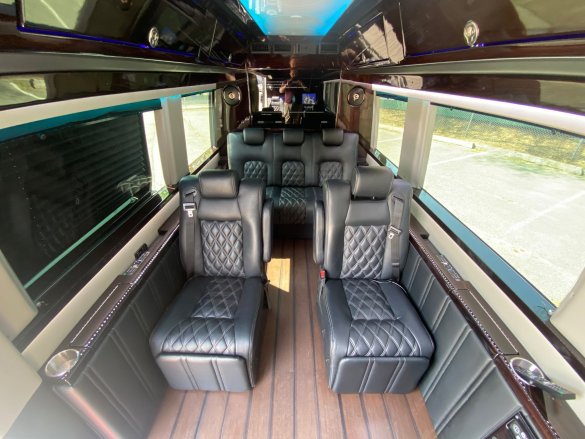 2018 Mercedes-Benz Sprinter Sprinter for Sale in Baldwin, NY - Main Photo