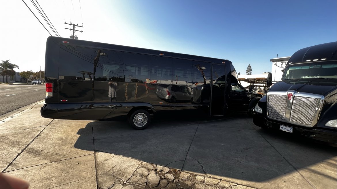 Shuttle Bus for Sale in Anaheim, CA - Photo 13
