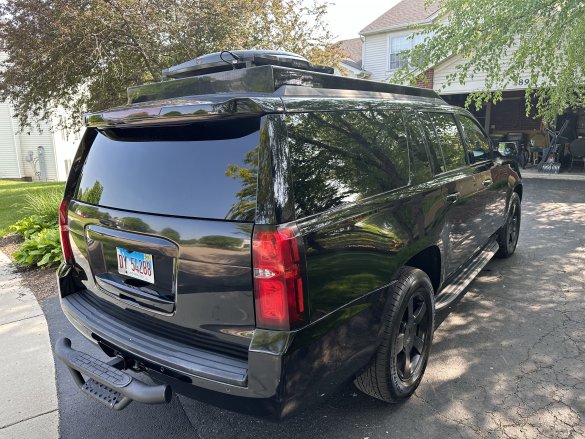 2016 Chevrolet Suburban CEO SUV Mobile Office for Sale in Sugar Grove, IL - Photo 3