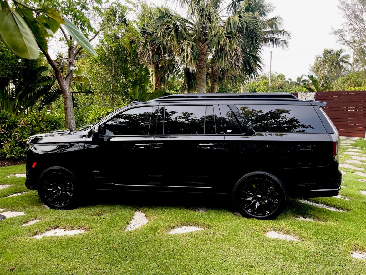 CEO SUV Mobile Office for Sale in Ontario, CA - Photo 3