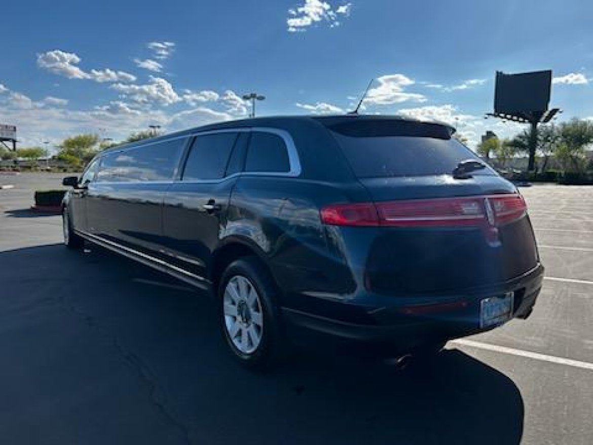 Limousine for Sale in Las Vegas, NV - Photo 3