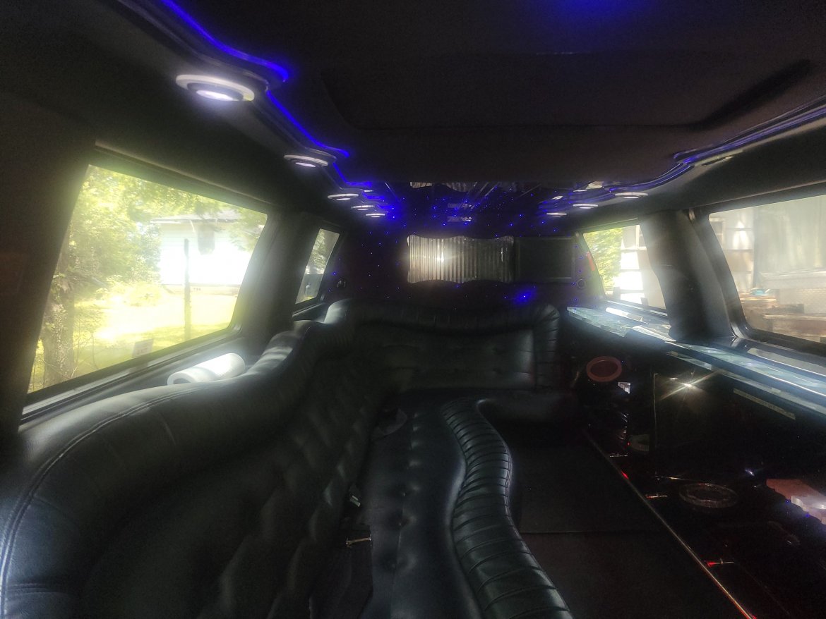 SUV Stretch for Sale in Uniontown, AL - Photo 2