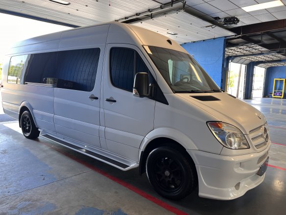 2013 Mercedes-Benz 2500 Sprinter for Sale in Felton, DE - Photo 3