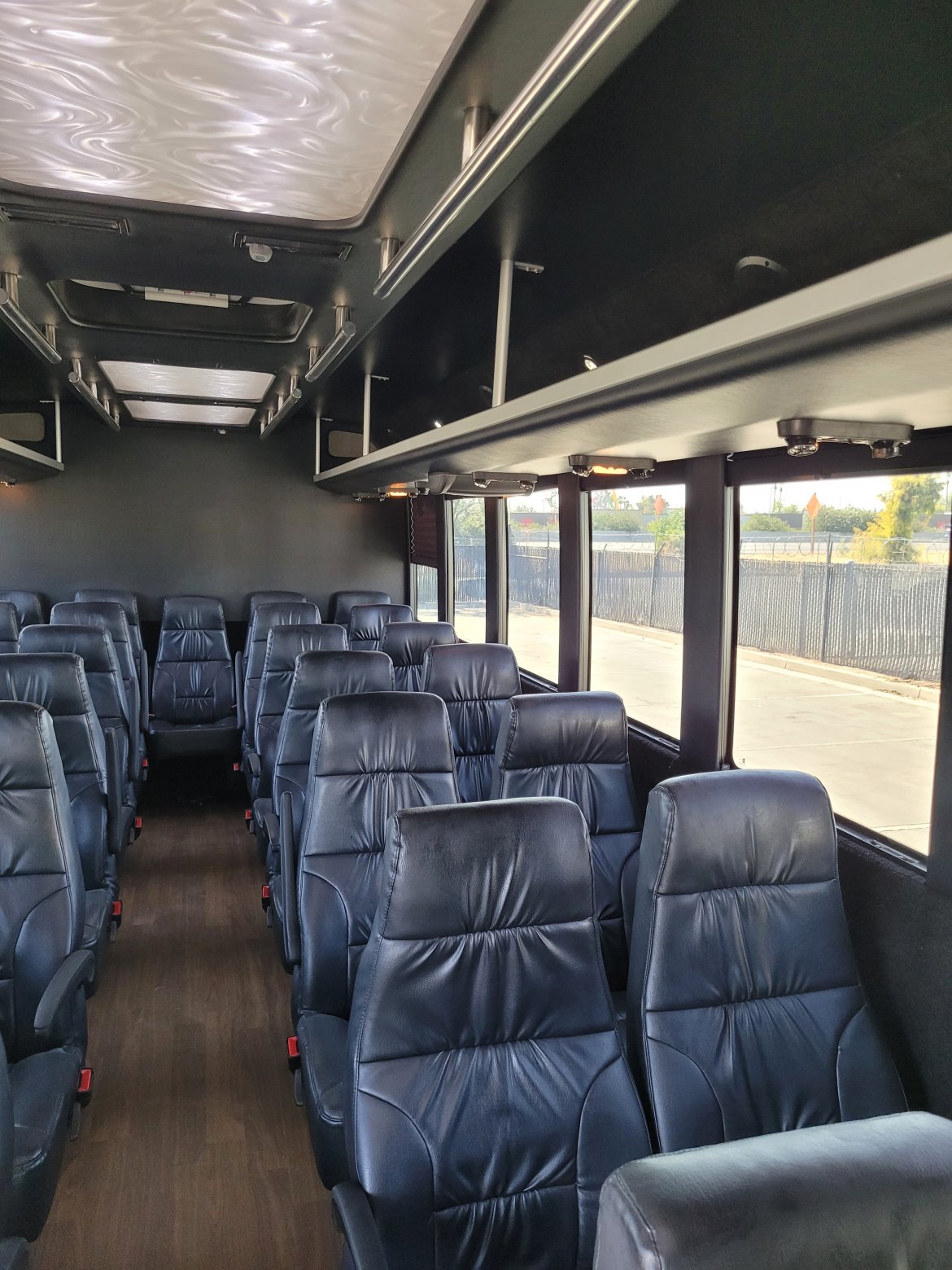 Shuttle Bus for sale: 2013 Ford F550 by Tiffany