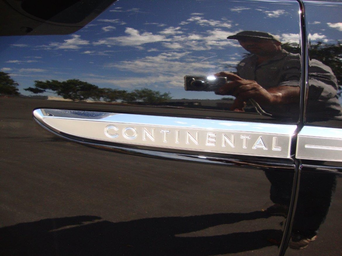 Photo of Exotic for sale: 2017 Lincoln Continental Select by Lincoln