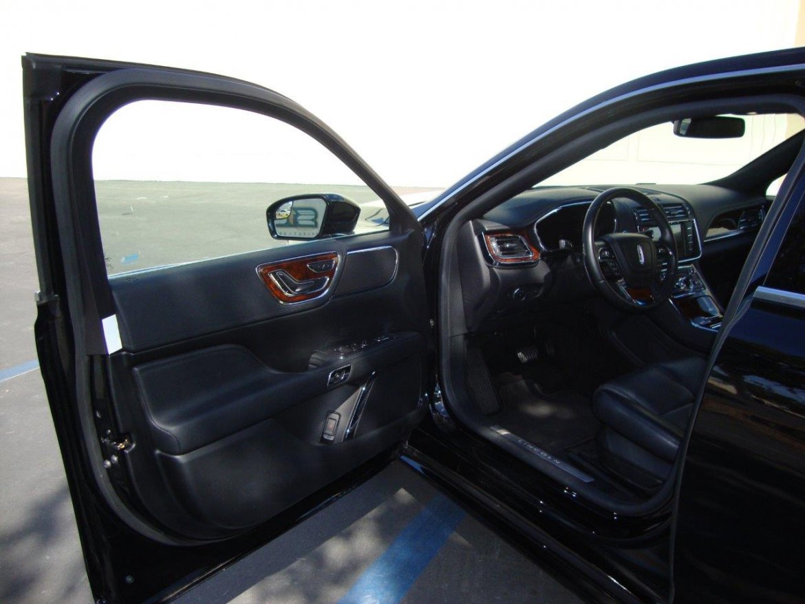 Photo of Exotic for sale: 2017 Lincoln Continental Select by Lincoln