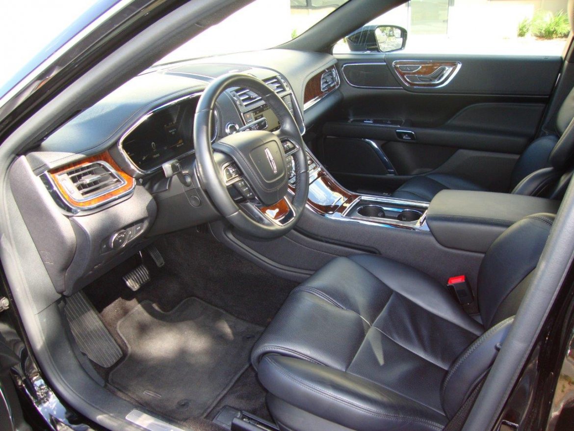 Photo of Exotic for sale: 2017 Lincoln Continental Select by Lincoln