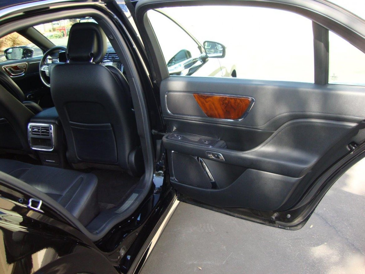 Photo of Exotic for sale: 2017 Lincoln Continental Select by Lincoln