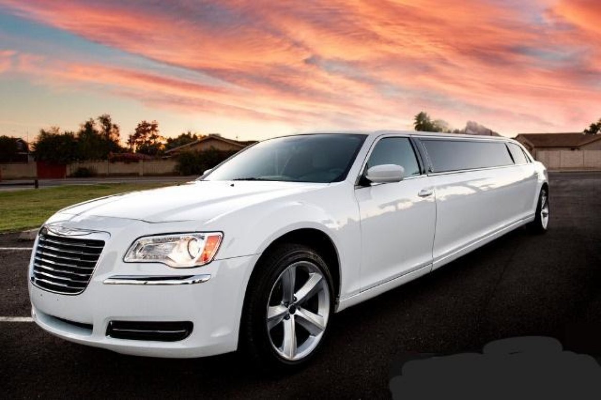 Limousine for sale: 2014 Chrysler 300 Stretch by Springfield