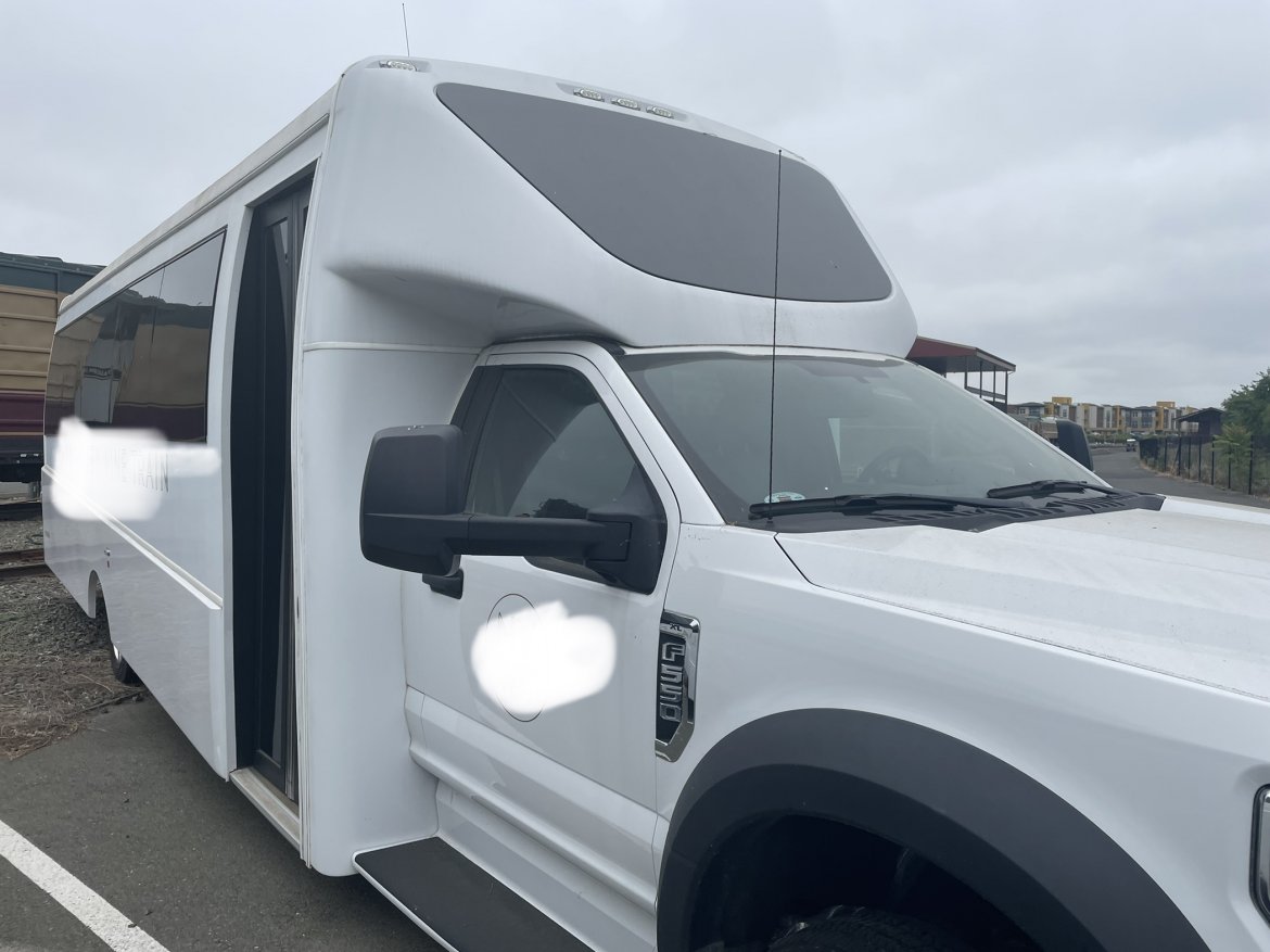 Executive Shuttle for sale: 2018 Ford F550 by Berkshire Coach