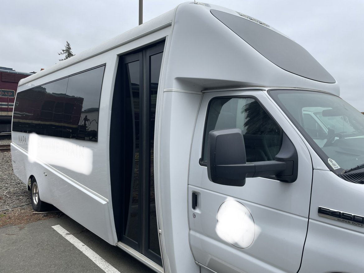 Executive Shuttle for Sale in Laguna Niguel, CA - Photo 4