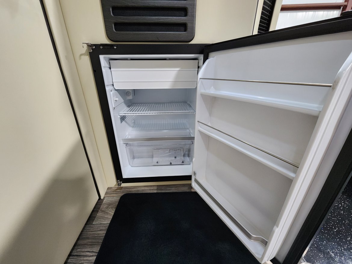 Sprinter for Sale in Houston, TX - Photo 11