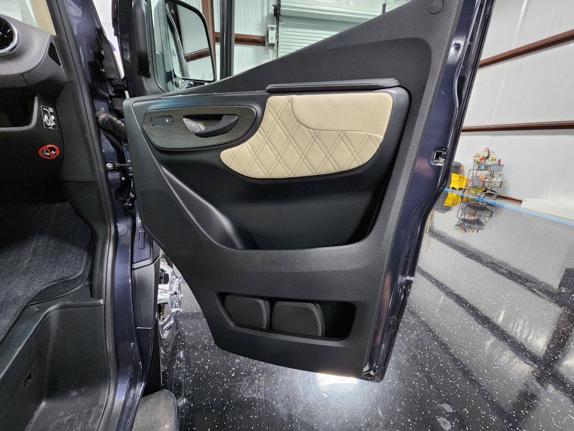 Sprinter for Sale in Houston, TX - Photo 31