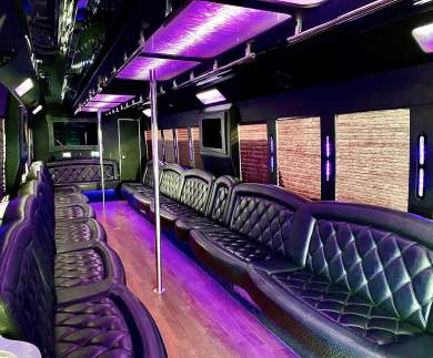 2013 Ford F750 Limo Bus for Sale in Garden Grove, CA - Photo 2