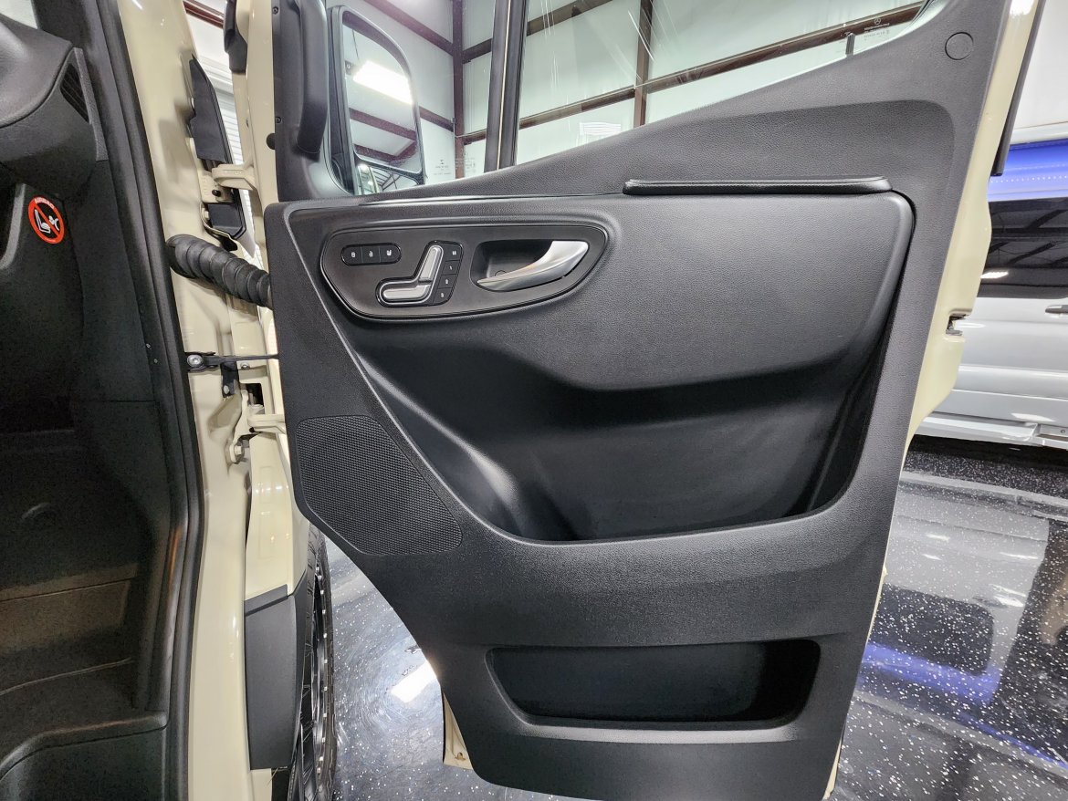 Sprinter for Sale in Houston, TX - Photo 24