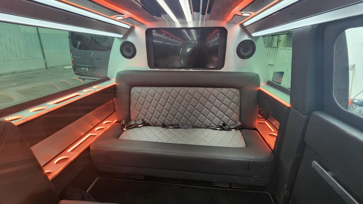 Limousine for Sale in Anaheim, CA - Photo 5