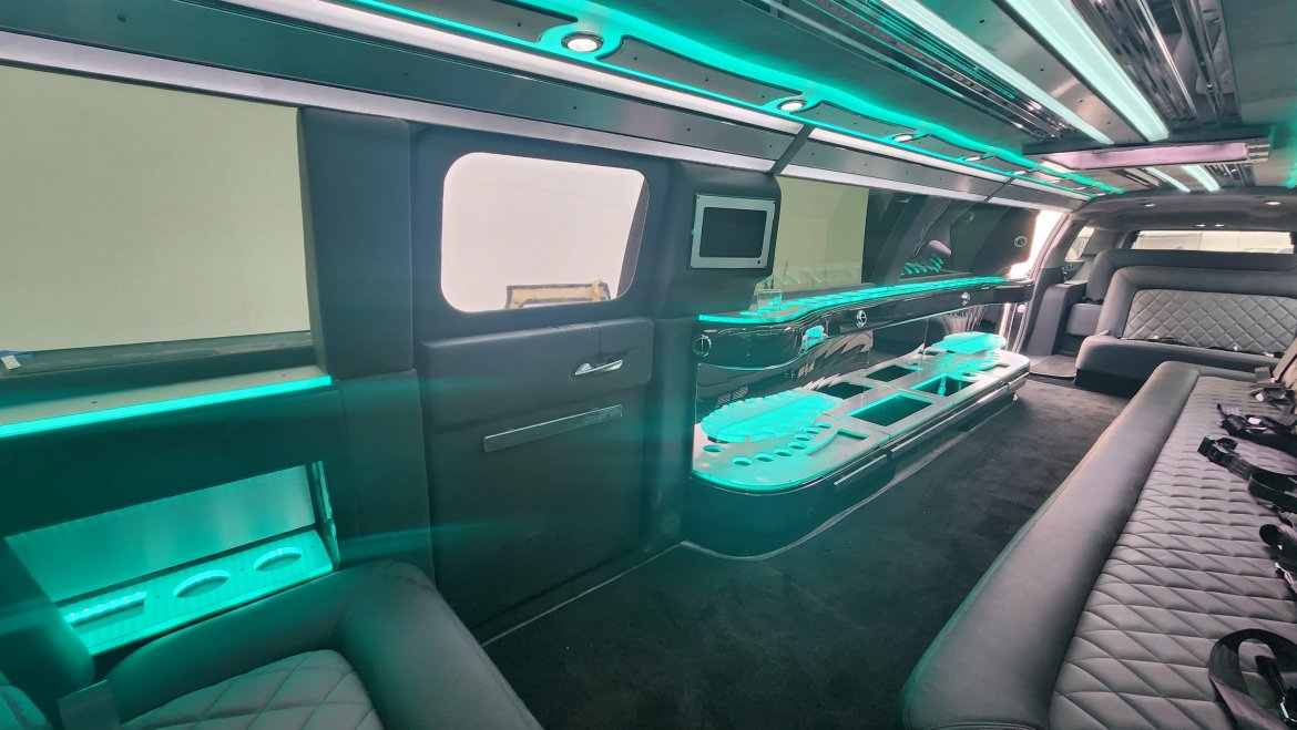 Limousine for Sale in Anaheim, CA - Photo 11