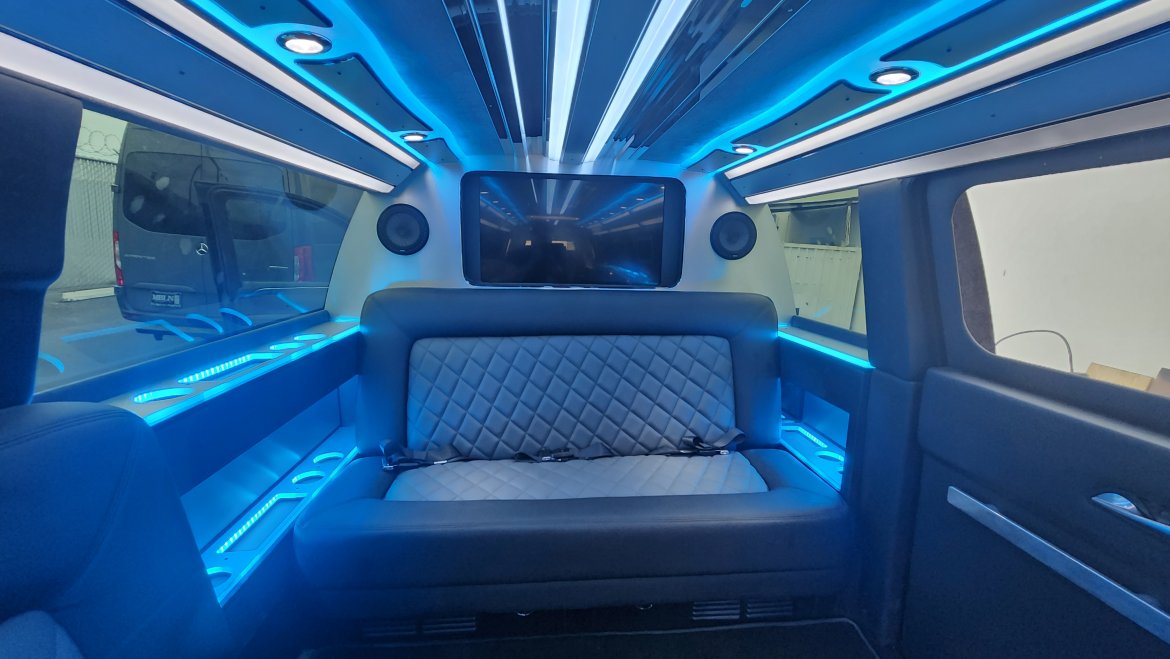 Limousine for Sale in Anaheim, CA - Photo 6