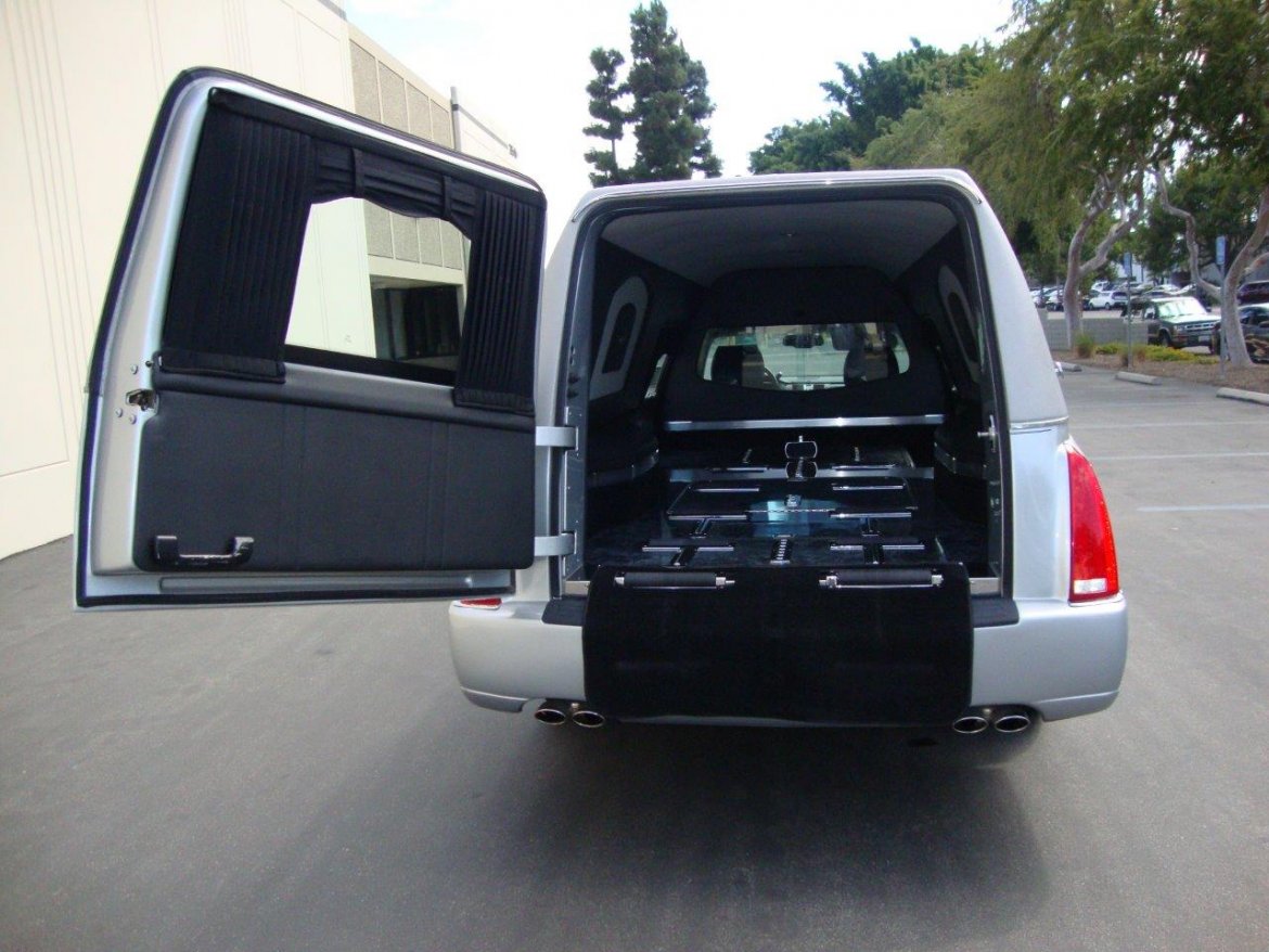 Photo of Funeral for sale: 2011 Cadillac DTS Heritage by Federal Coach