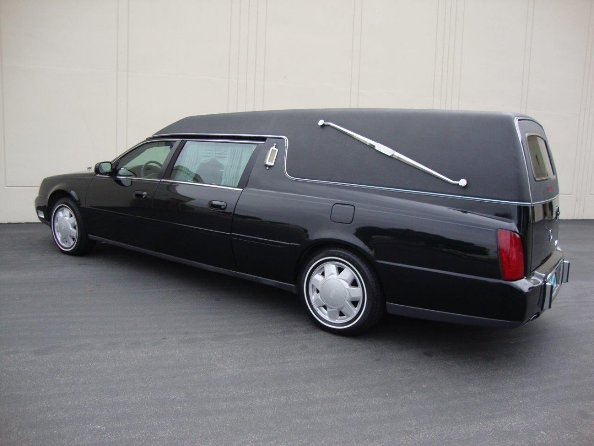 Funeral for sale: 2000 Cadillac STS Hearse by Eureka