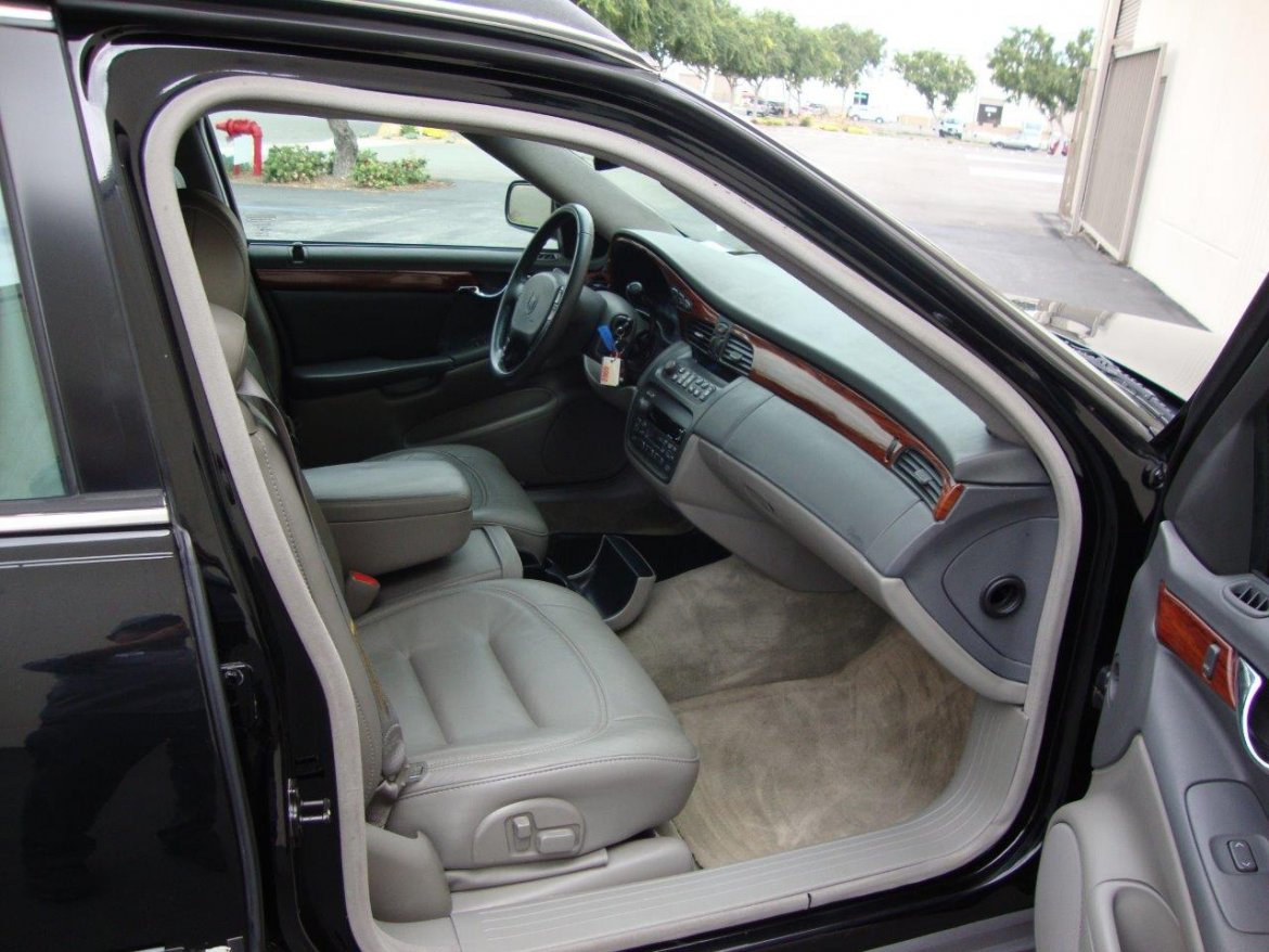 Photo of Funeral for sale: 2000 Cadillac STS Hearse by Eureka