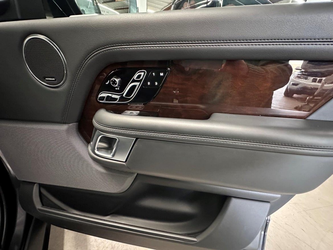 SUV for Sale in Carson, CA - Photo 15