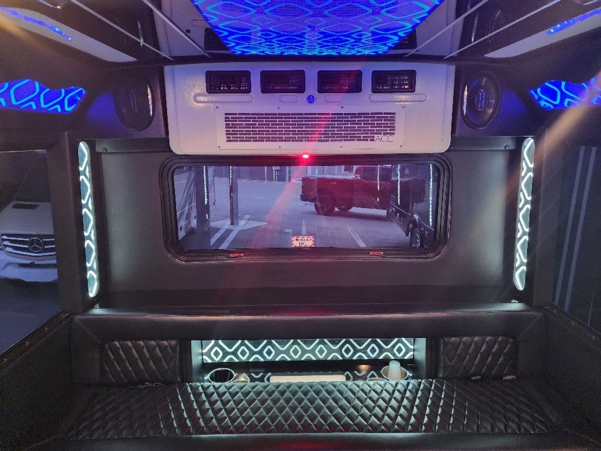 Limo Bus for Sale in Tampa, FL - Photo 31