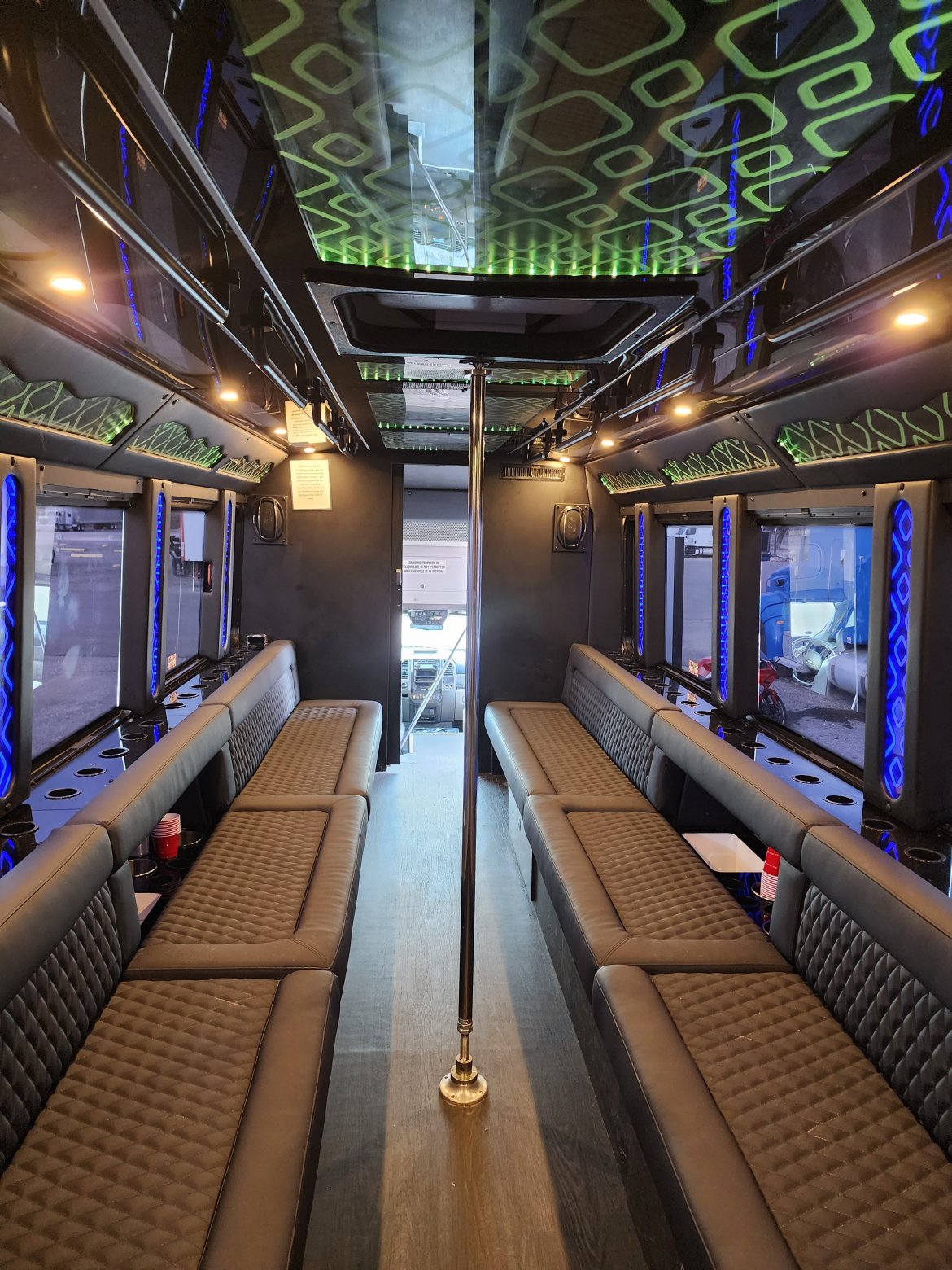 Limo Bus for Sale in Lutz, FL - Photo 12