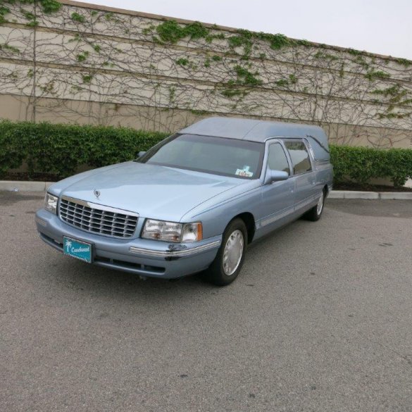 1998 Cadillac Renaissance Funeral for Sale in Carson, CA - Photo 2