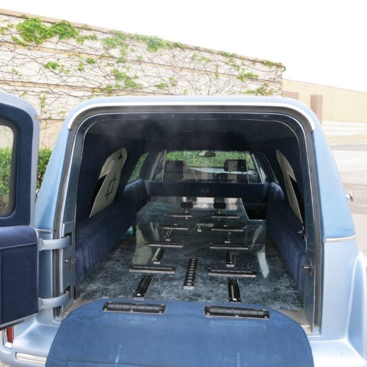 Photo of Funeral for sale: 1998 Cadillac Renaissance by Federal Coach