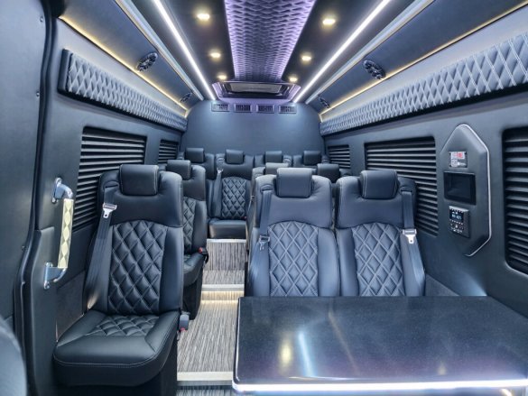 2023 Mercedes-Benz 3500 Sprinter for Sale in Erie, PA - Photo 2