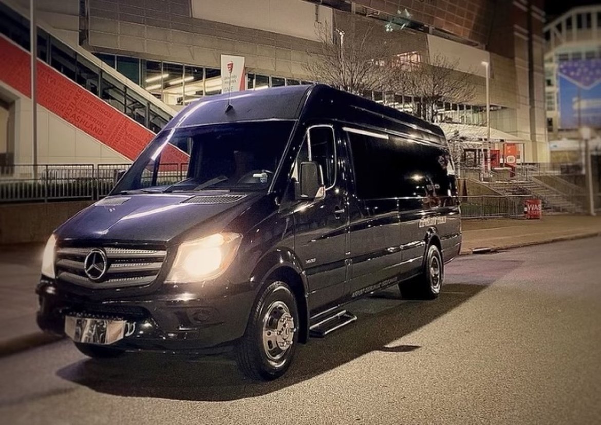 Limousine for sale: 2014 Mercedes-Benz Sprinter 3500 by Tiffany