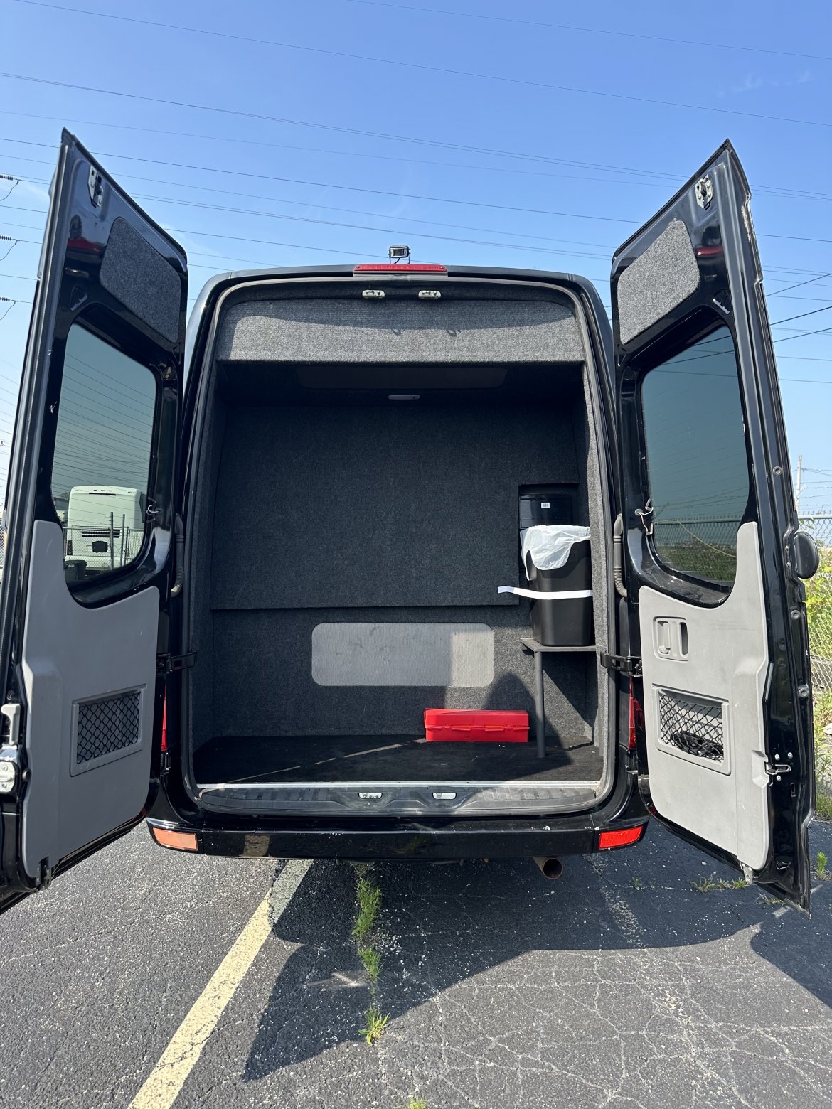 Limousine for Sale in Cleveland, OH - Photo 21