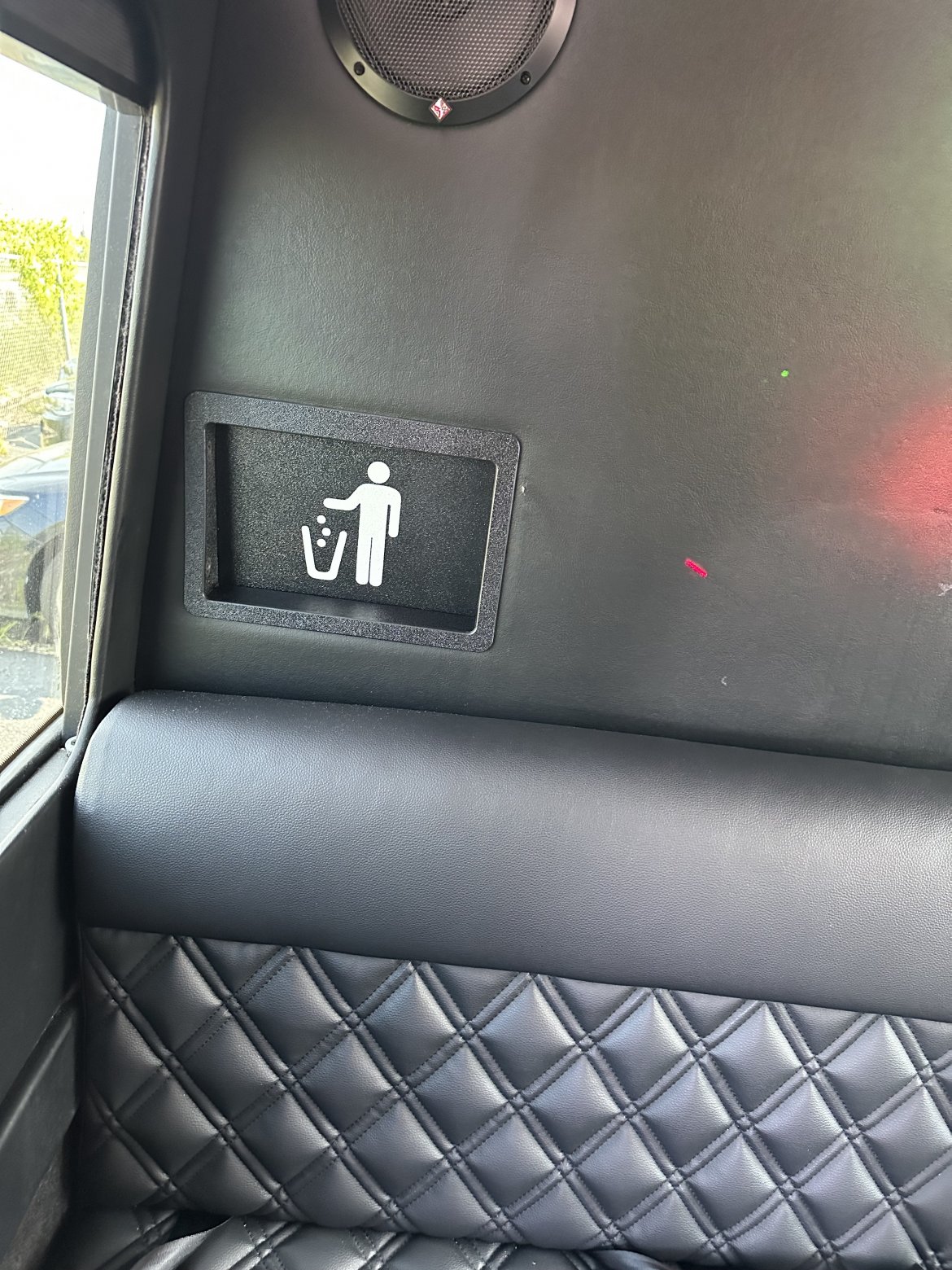 Limousine for Sale in Cleveland, OH - Photo 23