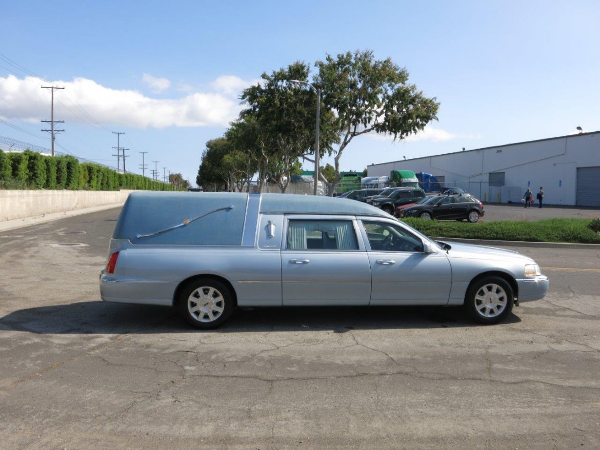 Funeral for Sale in Carson, CA - Photo 7