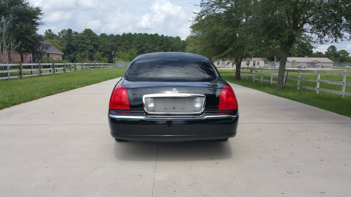 Photo of Limousine for sale: 2009 Lincoln TownCar 120&quot; by Royale