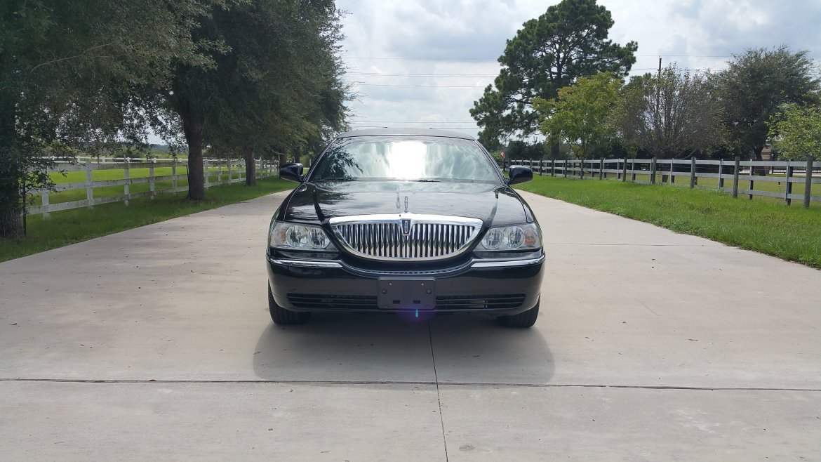 Photo of Limousine for sale: 2009 Lincoln TownCar 120&quot; by Royale