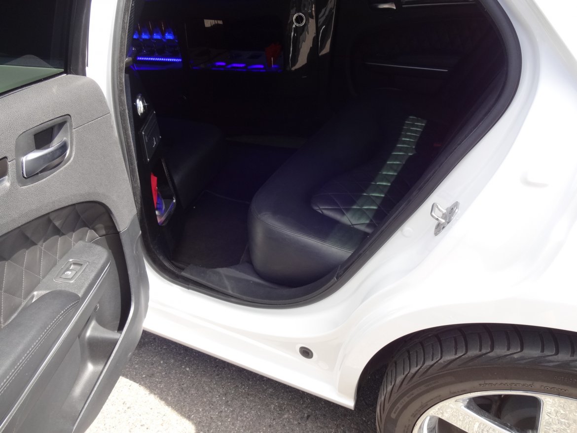 Photo of Limousine for sale: 2014 Chrysler 140 Inch Conversion 140" by Specialty Cpnversions SPV