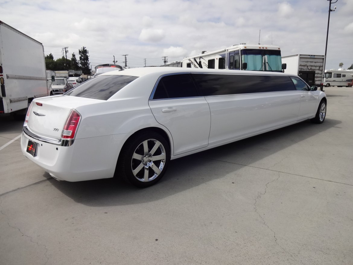 Photo of Limousine for sale: 2014 Chrysler 140 Inch Conversion 140" by Specialty Cpnversions SPV