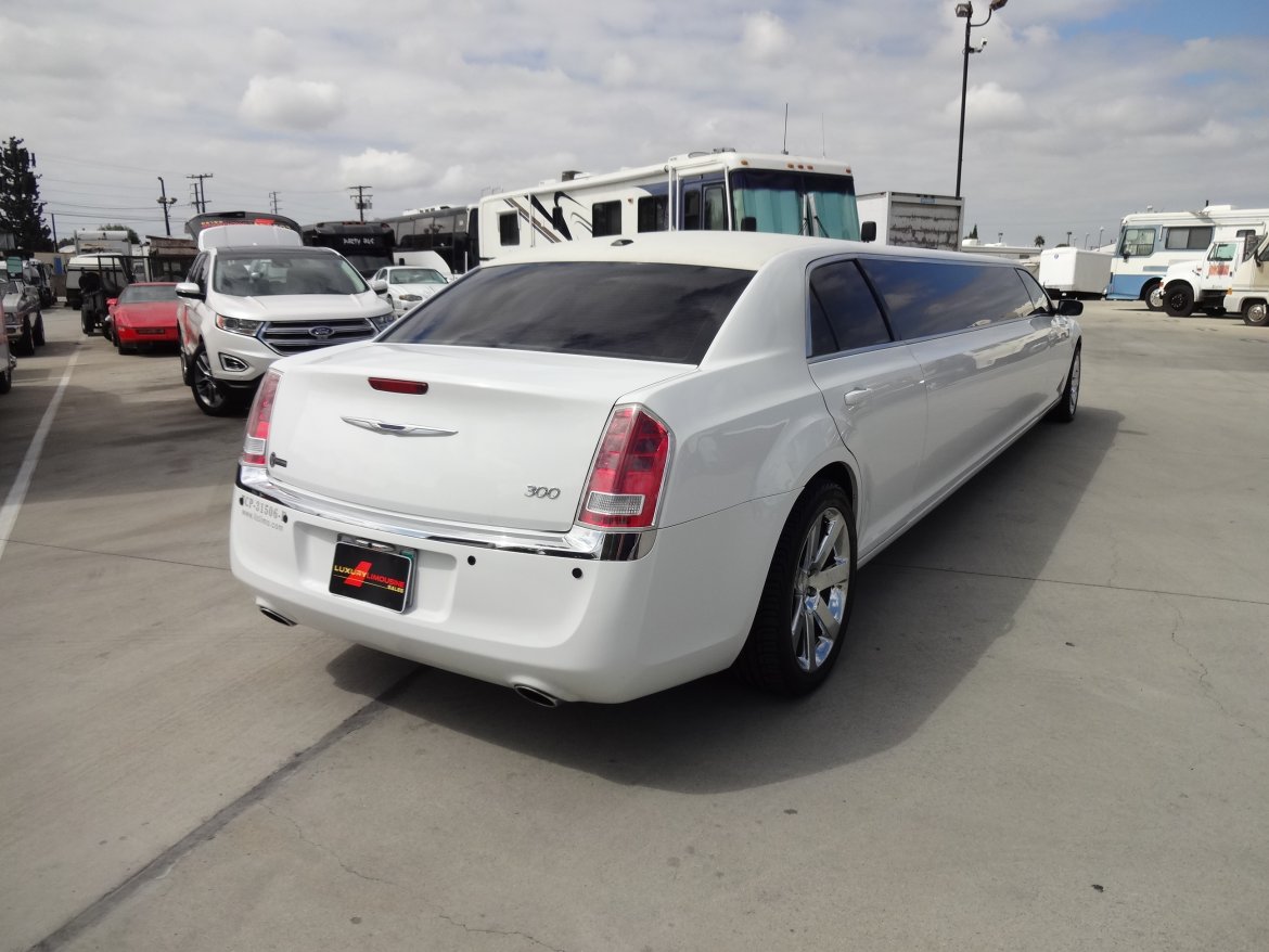Photo of Limousine for sale: 2014 Chrysler 140 Inch Conversion 140" by Specialty Cpnversions SPV